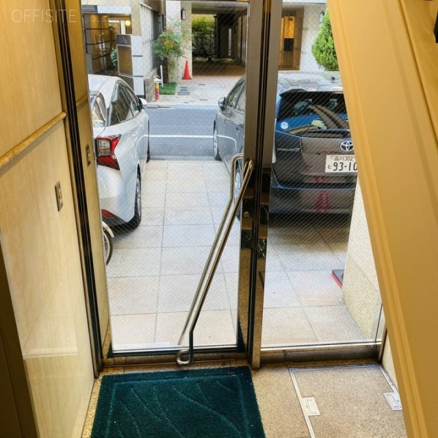 芝ブライトビル エントランス