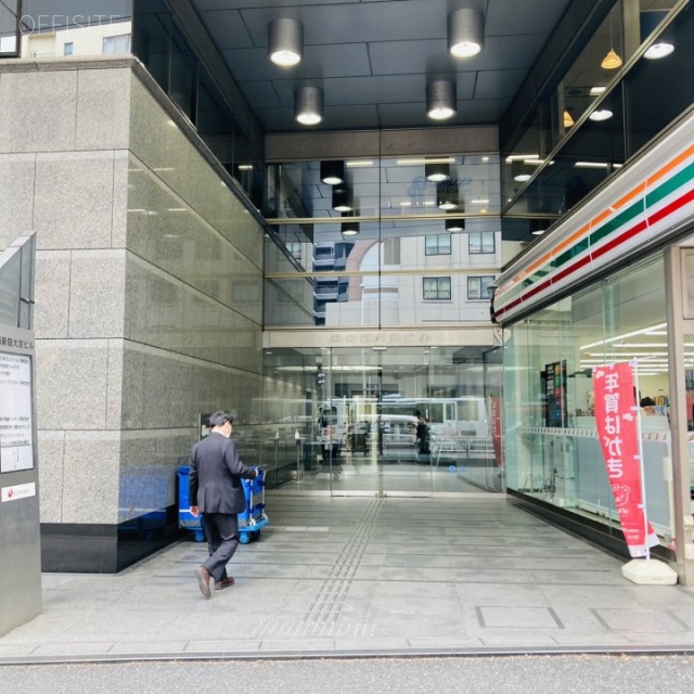 DUO西新宿 エントランス