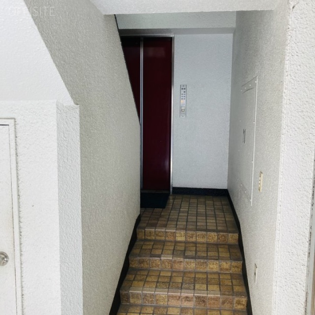 第2猪瀬ビル エントランス