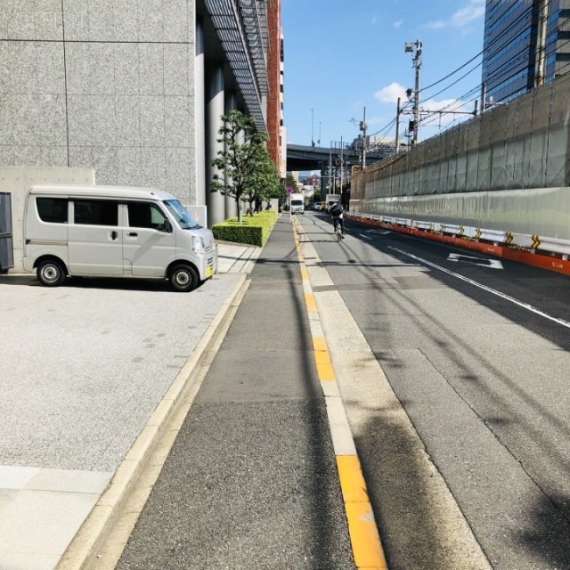 飯田橋iーMARK ANNEX ビル前面道路