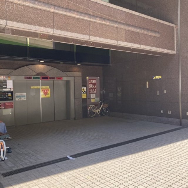 グレイスロータリービル 駐車場