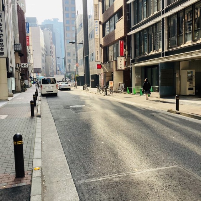 シグマ銀座ファーストビル ビル前面道路