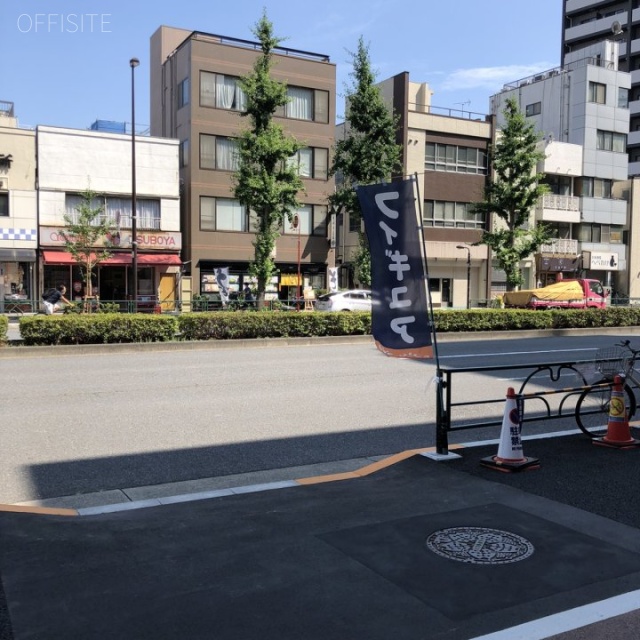 アスミビル ビル前面道路