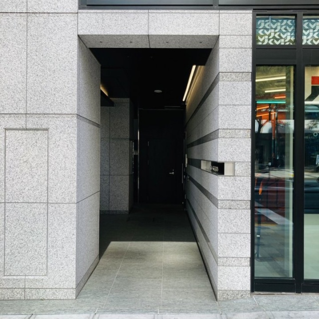 ハイホーム六本木ビル エントランス