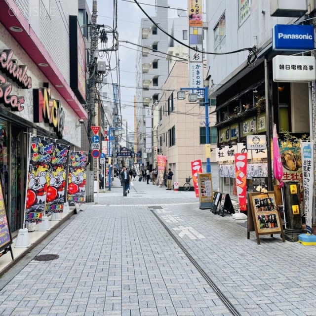 朝日電機ビル 前面道路