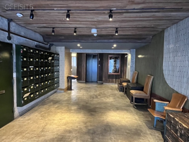 ninetytwo13 メインエントランスはリニューアル済みです