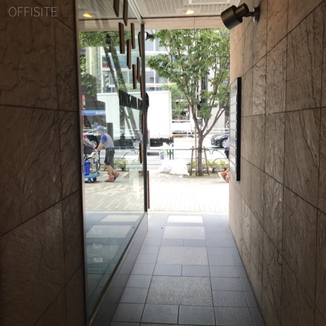 清澤ビル エントランス