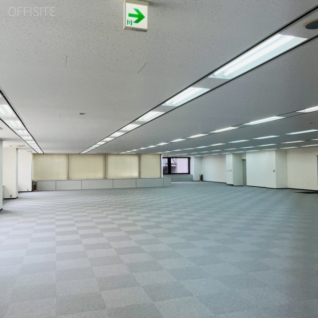 日本薬学会長井記念館 基準階 室内