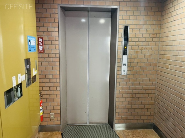 第2須賀ビル エントランス