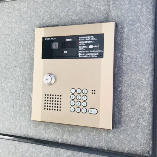 クローバー青山・ONE アイホン