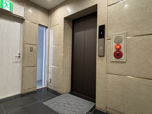 フレックス三軒茶屋 エントランス