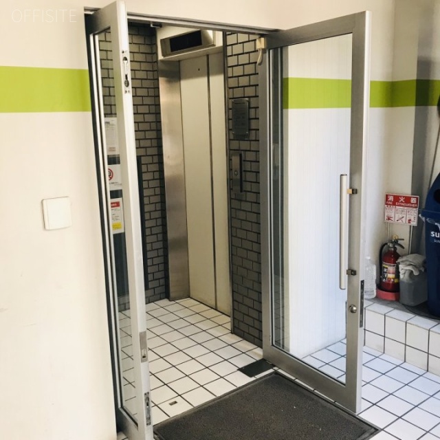 浜松町ウエストビル エントランス