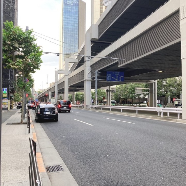 六本木福吉町ビル 六本木通り