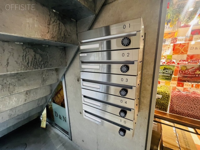 ワモール原宿テラスビル エントランス