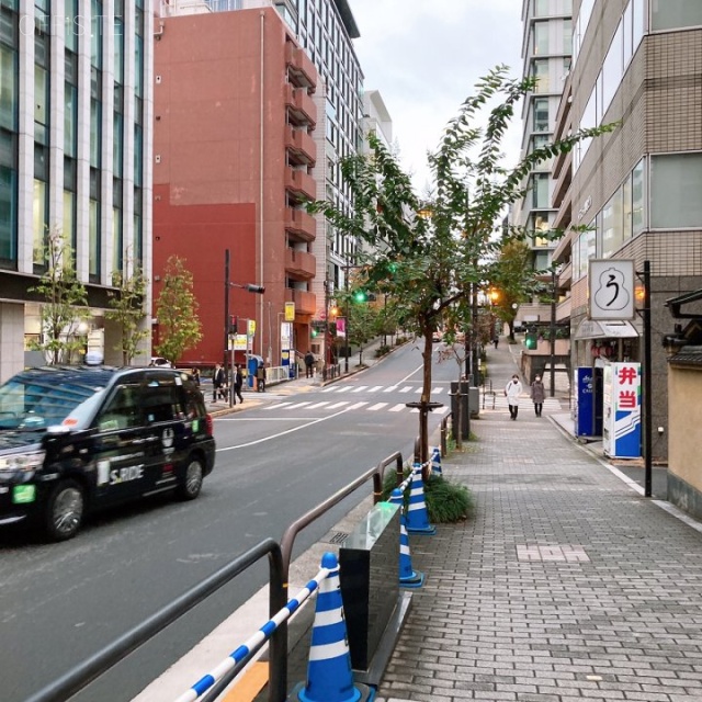 麹町K-118ビル ビル前面道路