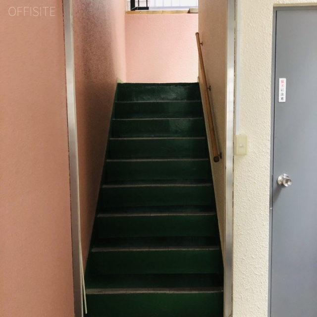 南部ビル エントランス