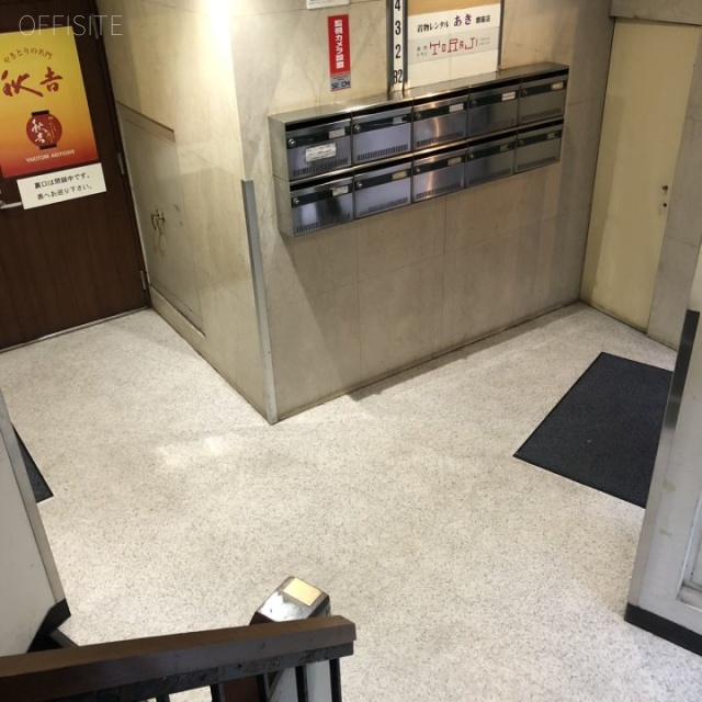 トミタビル エントランス