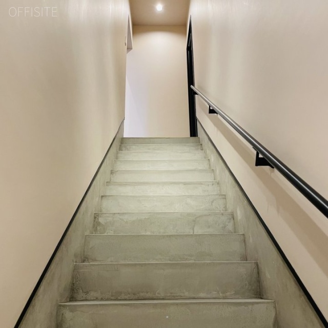 Polar 九段 6階~7階 メゾネット階段