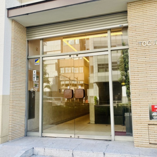 TOC ANNEX エントランス