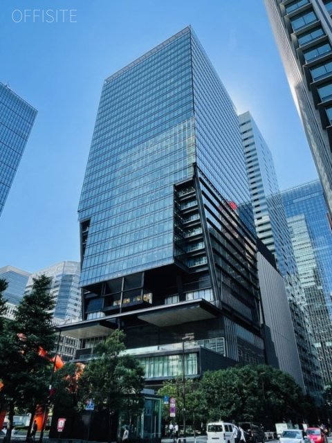 東京サンケイビル 外観