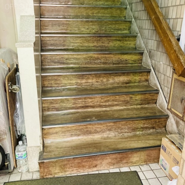 赤塚ビル エントランス