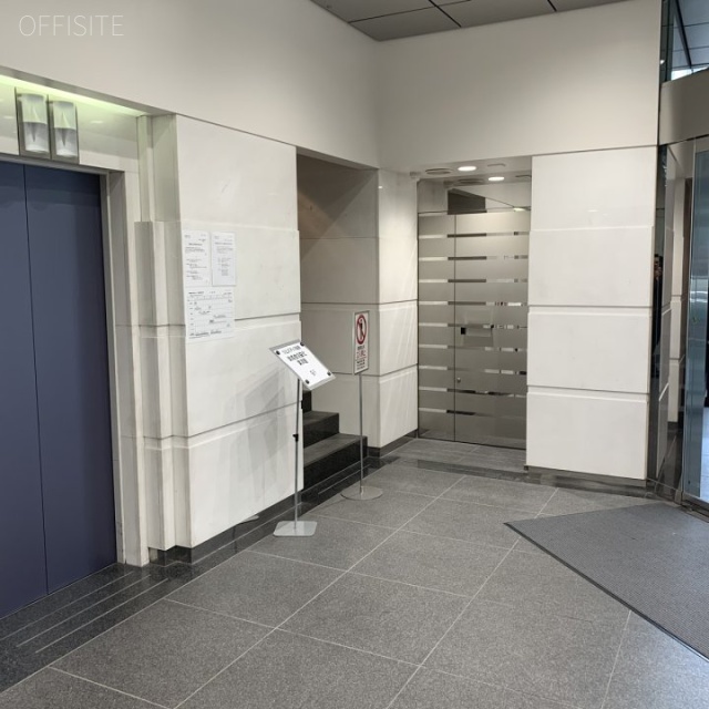 近鉄銀座中央通りビル エントランス