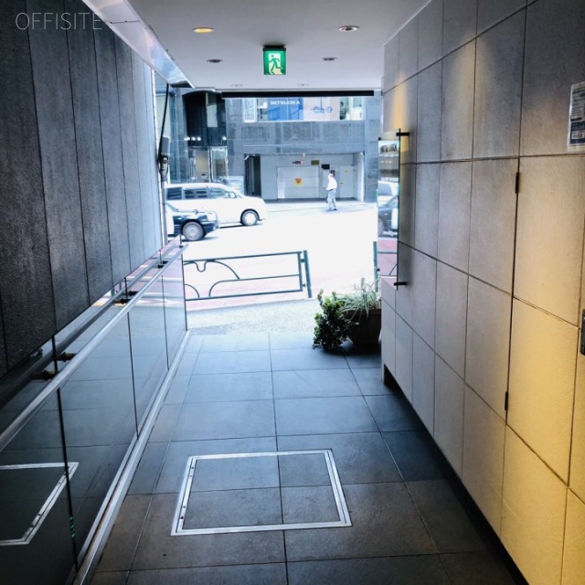 ランドコム麻布台 エントランス