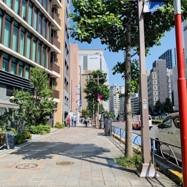 TS麹町ビル ビル前面道路