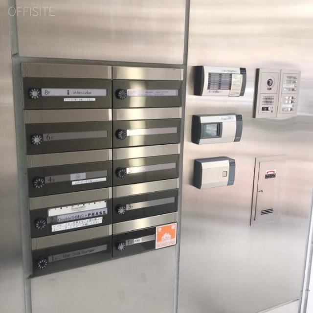 SANWA南青山ビル エントランス