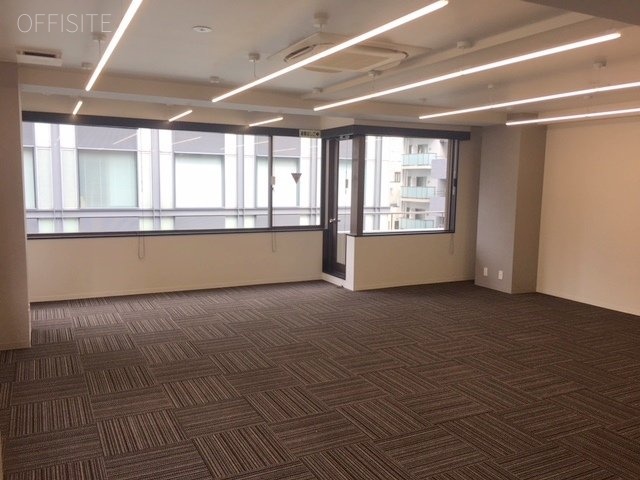 神保町フロント 室内