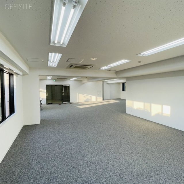 本郷綱ビル 室内