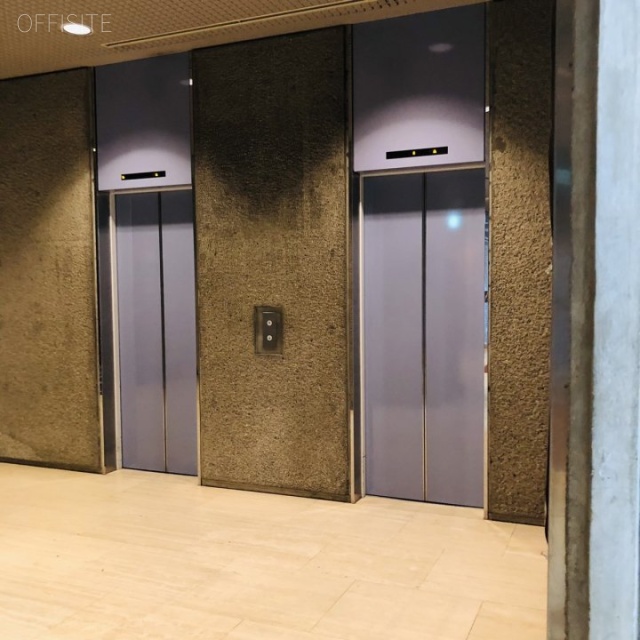 建築会館 エントランス