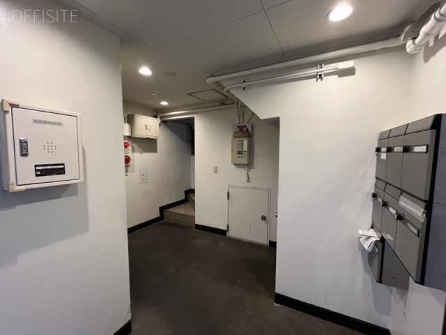 東専堂ビル エントランス