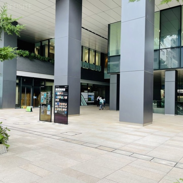 東京スクエアガーデン エントランス