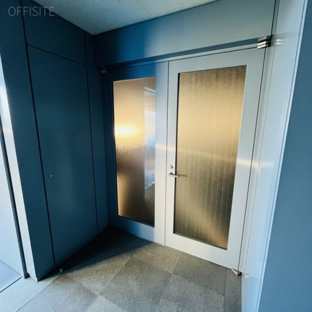 ケイヒン東大井ビル 貸室 入口