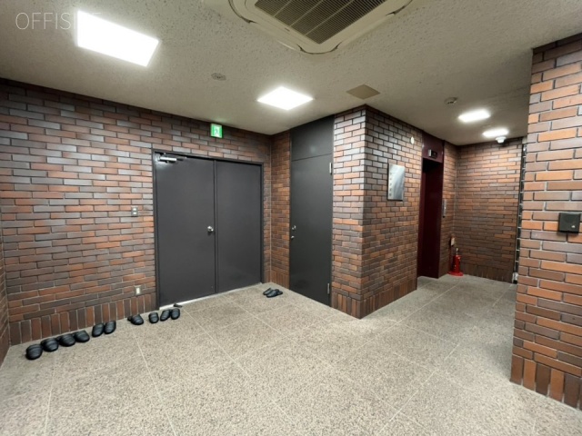 サン・クロレラビル エントランス