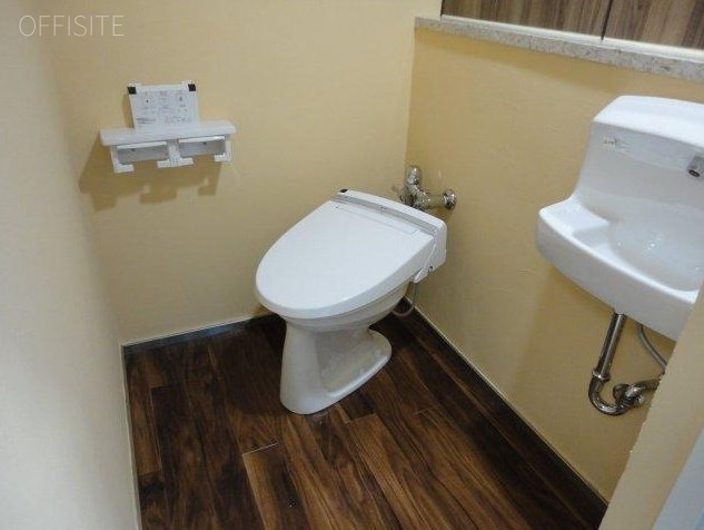 靖国外苑ビル(旧 川内ビル) トイレ