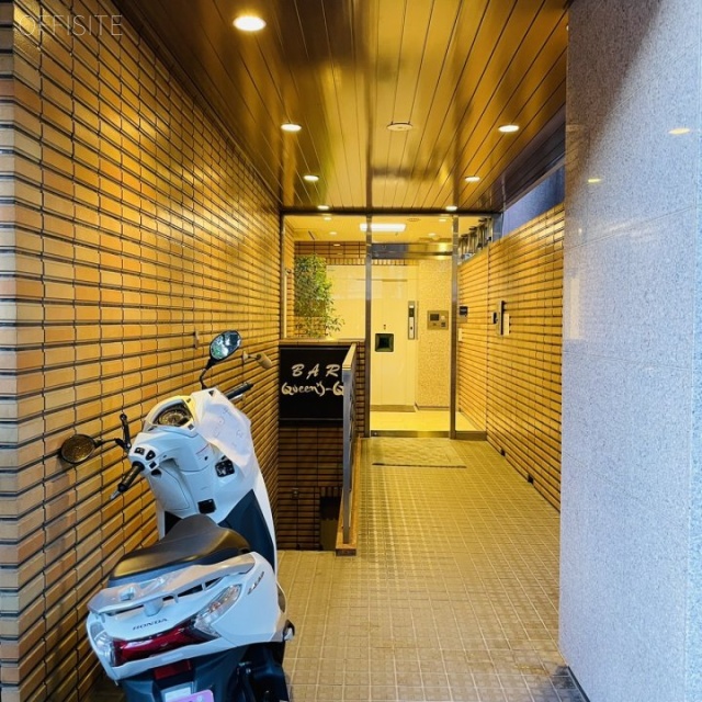 KYビル エントランス