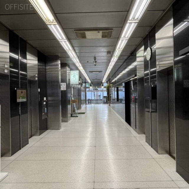 新虎ノ門実業会館(新館) エレベーターホール