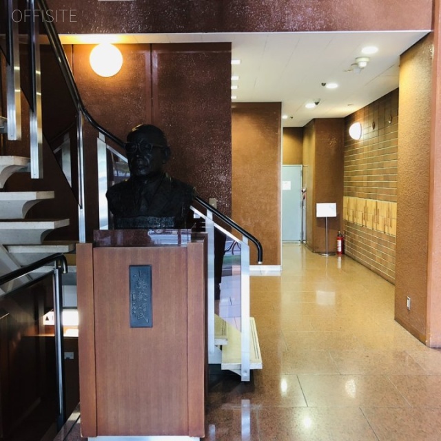 高輪カネオビル エントランス