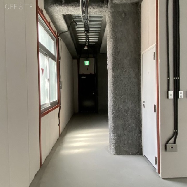 S-cube(south) 基準階 室内