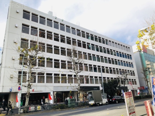 京セラ原宿ビル 外観