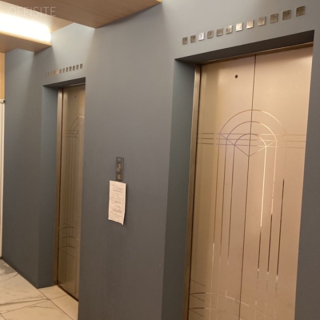 仁大 エレベーター