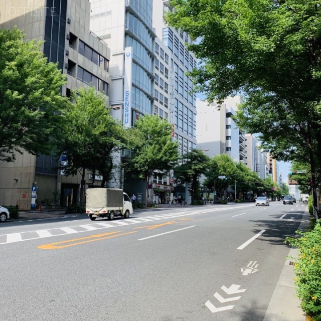 アルス市ヶ谷 靖国通り面す