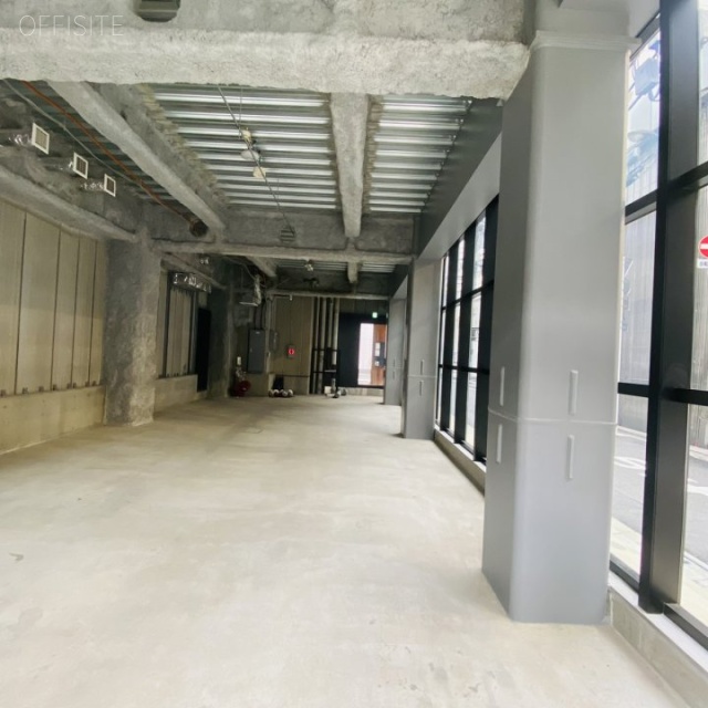 LANDPOOL KANDA TERRACE 室内