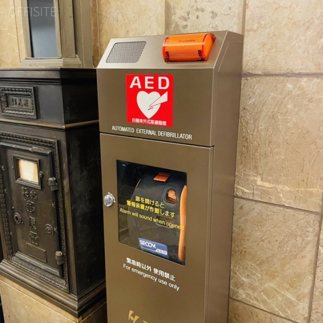 日証館 エントランス