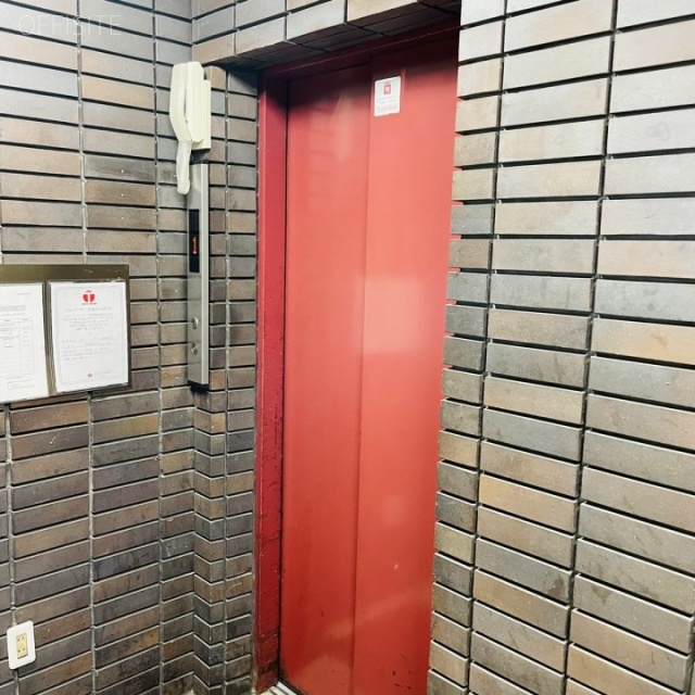 日興池袋ビル エントランス