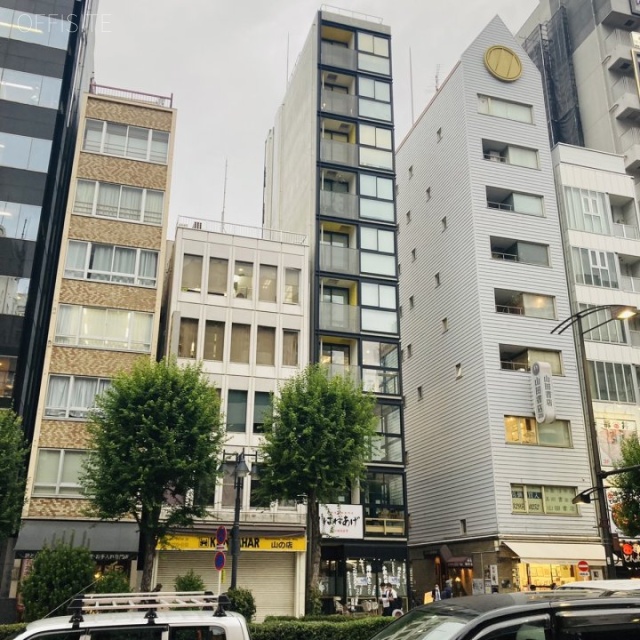 AL BUILDING JINBOCHO 外観