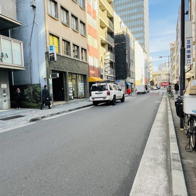 神田松楠ビル 前面道路