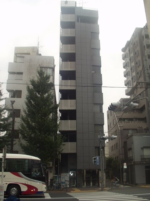 アダチビル 外観